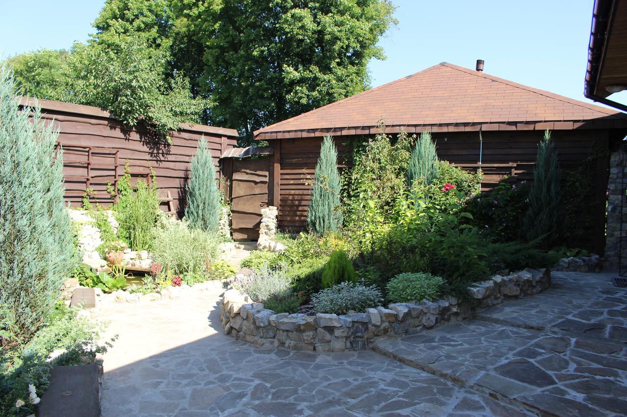 Maetok 4 Pidkovy Motel Podbereztsy ภายนอก รูปภาพ