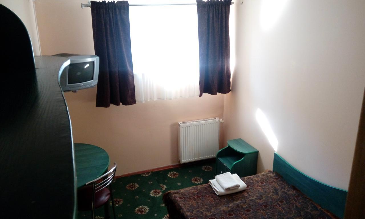 Maetok 4 Pidkovy Motel Podbereztsy ภายนอก รูปภาพ